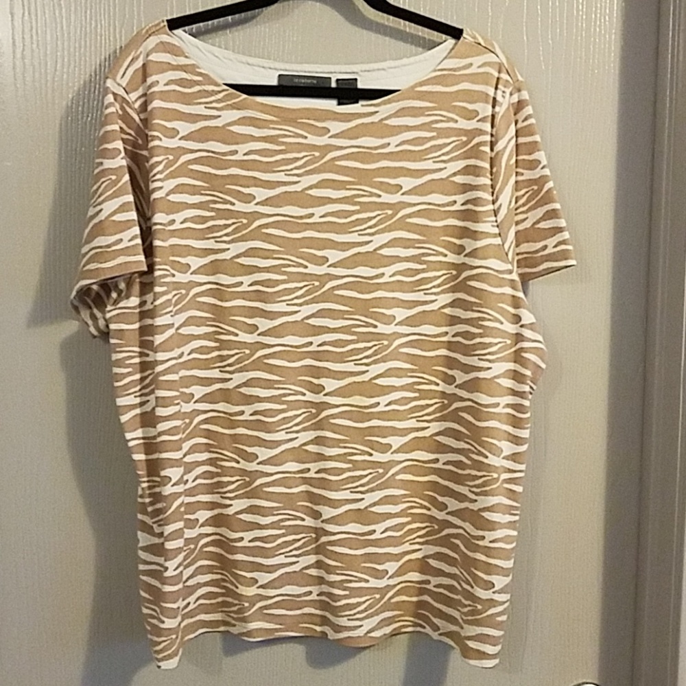 Liz Claiborne brand Plus size blouse/ top size 3x